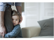 10 способов успокоить ребенка с аутизмом во время истерики