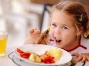 О чем говорят мамы: детский завтрак и «ссобойки» в школу