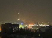 В городе очень плохая видимость из-за масс песка и пыли