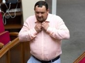 Кузьміних пропонує позбавляти зрадників громадянства