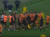 Решающий матч в борьбе за титул был омрачен дракой команд