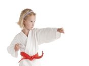 Базовые правила самозащиты, которые должна знать ваша дочь