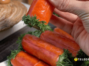 Апетитна закуска з крабових паличок