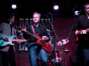 Энтони Блинкен выступает в украинском баре