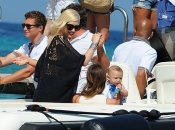 Роман Абрамович отдыхает с Гвен Стефани и ее семьей в Сен-Тропе (ФОТО)