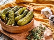 Без консервированных огурцов зимой не обойтись