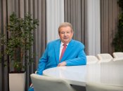 Михаил Поплавский отмечает день рождения - ему исполнилось 76 лет