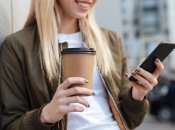 Смартфон зберігає дані власника