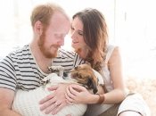 Смешная фотосессия новорожденного:  в главной роли – собака