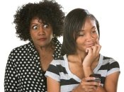 Как вести себя в соцсетях, чтобы не испортить жизнь ребенку: инструкция для родителей подростков