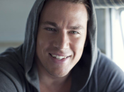 Актер Ченнинг Тейтум показал забавное селфи с аквагримом от четырехлетней дочери: ФОТО