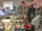 Ціни на продукти для ЗСУ все ще вищі за середньоринкові