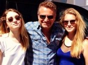 Леонид Агутин похвастался взрослыми дочерьми и давним семейным фото (ФОТО)