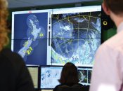 Метеорологи учитывают множество данных для прогнозирования погоды