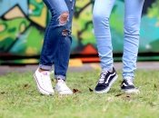 Как носить джинс в 2023 году