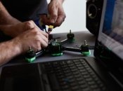 Зібрати FPV-дрон можна навіть по відео з YouTube