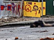 Трупи мирних мешканців на вулиці Бучі