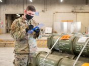 В Киев прибыло около 200 тысяч фунтов летального оружия