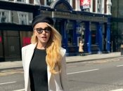 Оля Полякова оновила стрижку