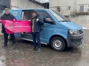 Favbet Foundation передав українським розвідникам броньований мікроавтобус