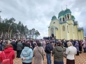 Скандал з побиттям дитини священником на Житомирщині: українці висловили свою думку