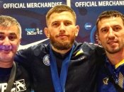 Ярослав Фільчаков (по центру)