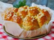 Пампушки з часником