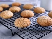 Бюджетное печенье из огуречного рассола