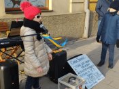 Чому пішла допомагати