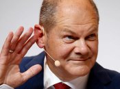 Шольц стверджує, що умовляв Трампа продовжити допомогу Україні