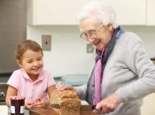 Готовьтесь: если ребенка воспитывает бабушка, ему грозит ожирение!