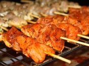 "Сезон пикников, шашлыка и гриль-вечеринок начат": Эктор Хименес-Браво поделился невероятным рецептом маринада для мяса