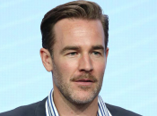 Актер Джеймс Ван Дер Бик помогал жене во время домашних родов