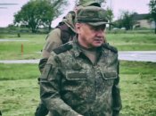 Местопребывание российского чиновника не раскрывается