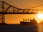 З Перської затоки виходять десятки суден