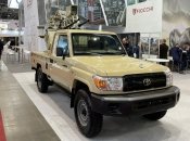 Victor базується на шасі Toyota Land Cruiser HZJ 79