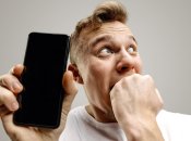 Зачастую владельцы сами вредят своему смартфону