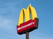 McDonald's продовжує відновлювати свою діяльність в Україні