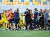 Драка в матче "Шахтер" - "Днепр-1"
