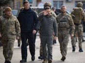 Володимир Зеленський з охороною