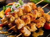 Этот шашлык станет хитом на пикнике (изображение создано с помощью ИИ)