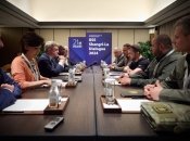 Владимир Зеленский на полях саммита "Диалог Шангри-Ла"