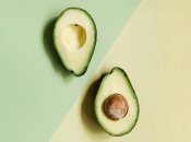 Спелое авокадо