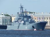 Корабель "Оленєгорський горняк"