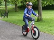 Изобретен велосипед, с которого невозможно упасть (ФОТО)