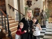 Алла Пугачева с детьми - Лизой и Гарри