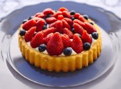 Сладкая выпечка с клубникой: ТОП-5 изумительных рецептов