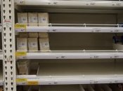 Пустые полки в российских магазинах