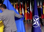 Украина и НАТО в текущем году ближе не станут? Зеленского попросили "не требовать невозможного" — СМИ