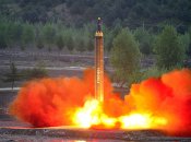 Hwasong-12 IRBM, яку запустила КНДР